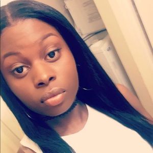 Meet your Posher, Lageasha